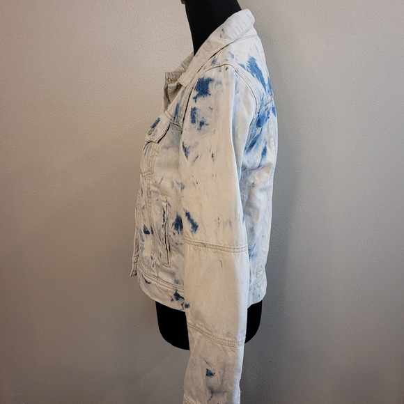 Free People NWT Rumors Acid Wash Denim Button‎ Jacket Jones Tie Dye Blue Small - Picture 3 of 14